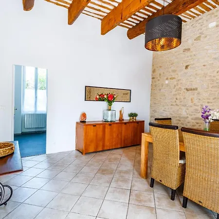 La Bastide Des Joncquiers * איל-סור-לה-סורג